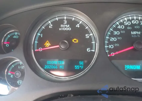 2011 Chevrolet Tahoe Lt z USA, uszkodzony, nr VIN 1GNSCBE08BR128030